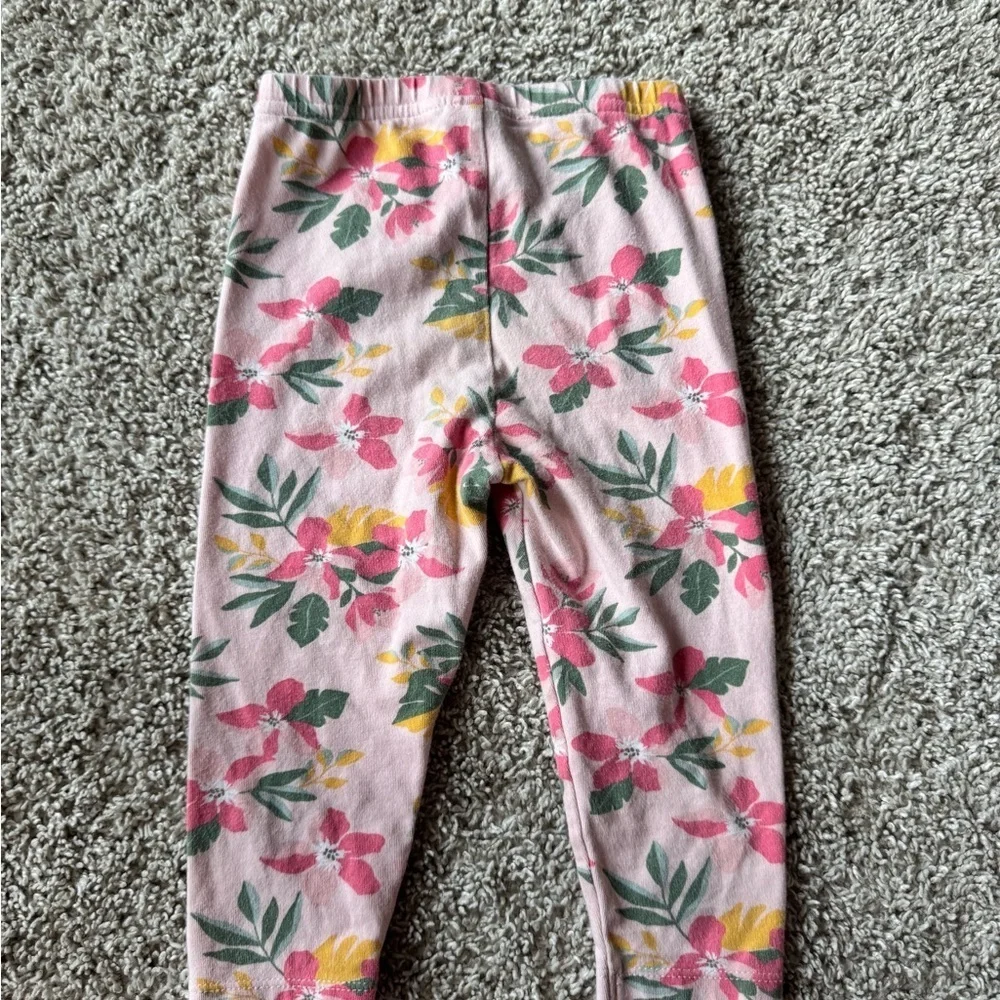Toddler gir 2-piece fall outfit Long Sleeve top floral Leggings – Size 18 Months